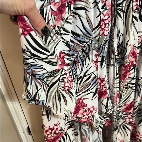Tropical Floral Off-Shoulder Romper Maxi - Picture 3 of 8